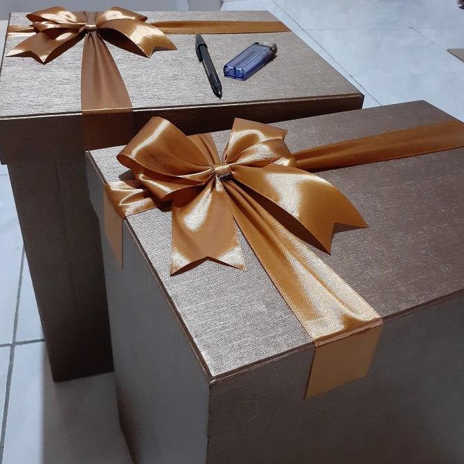 

[COD] Box Hadiah Jumbo Coklat Gold khusus grab atau gosend [COD]