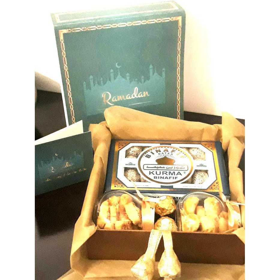 

Parcel Lebaran Exclusive. Parcel Idul Fitri. Bingkisan. Hampers Kue. 006