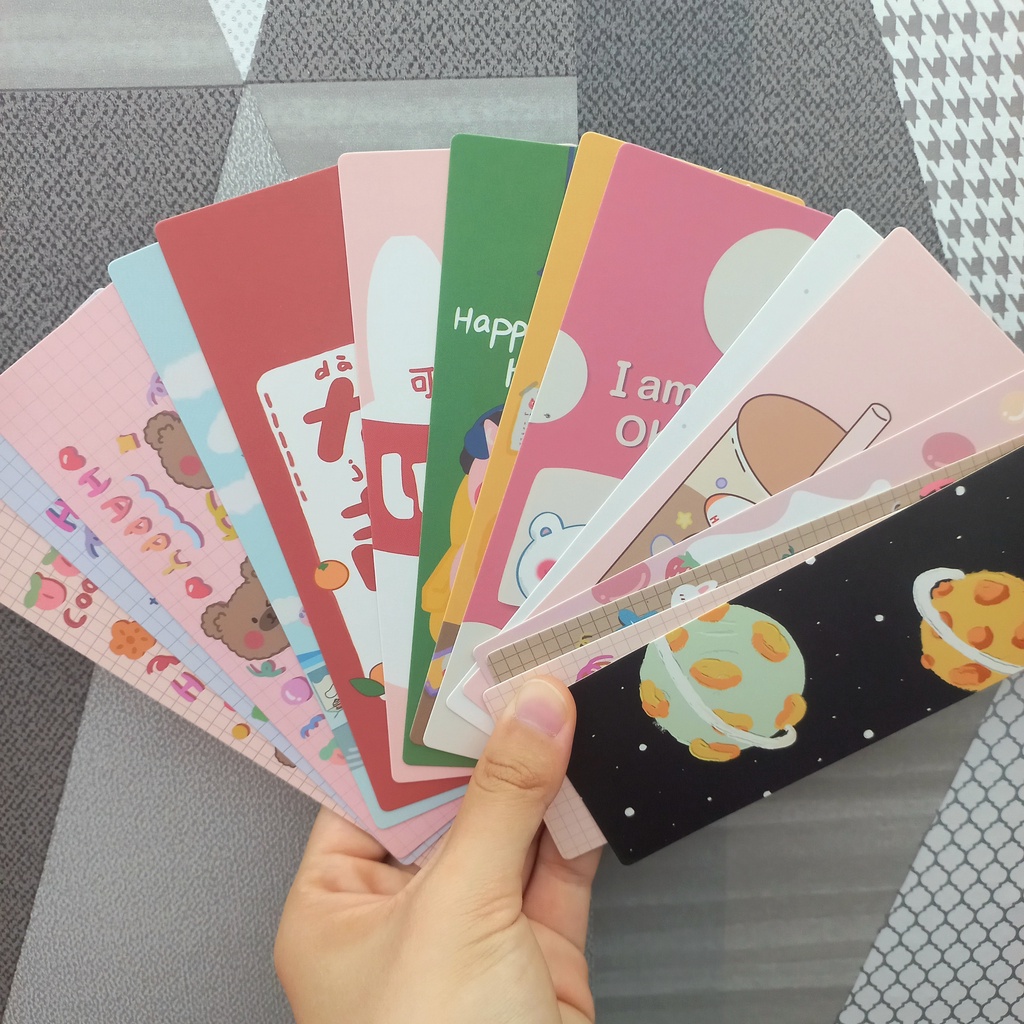

Pembatas buku karton tambahan isian paket hampers