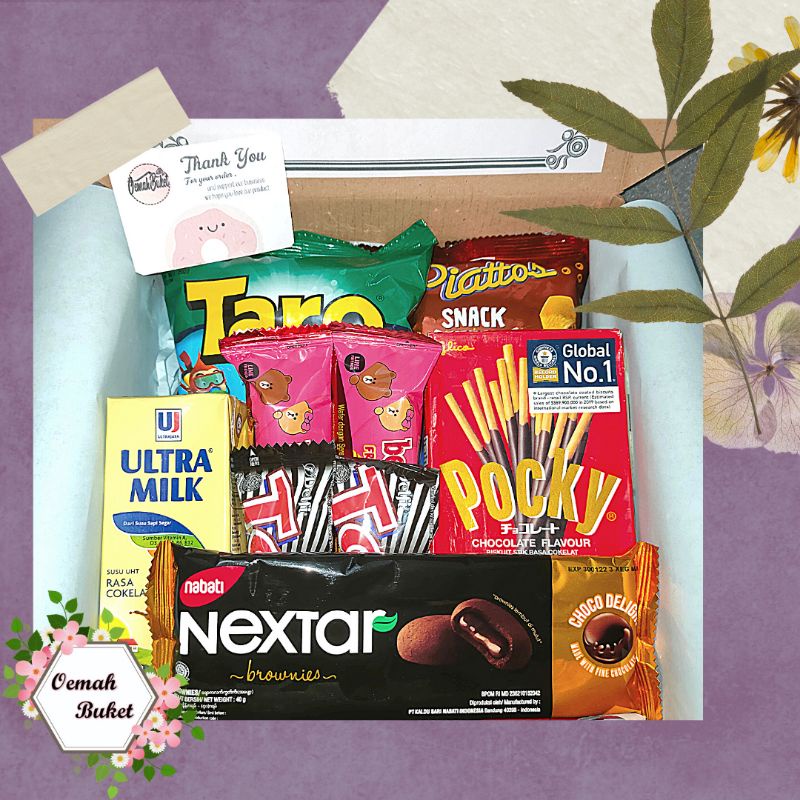 

Snack Box | Hampers Wisuda | Buket Snack | Oemah Buket Sidoarjo