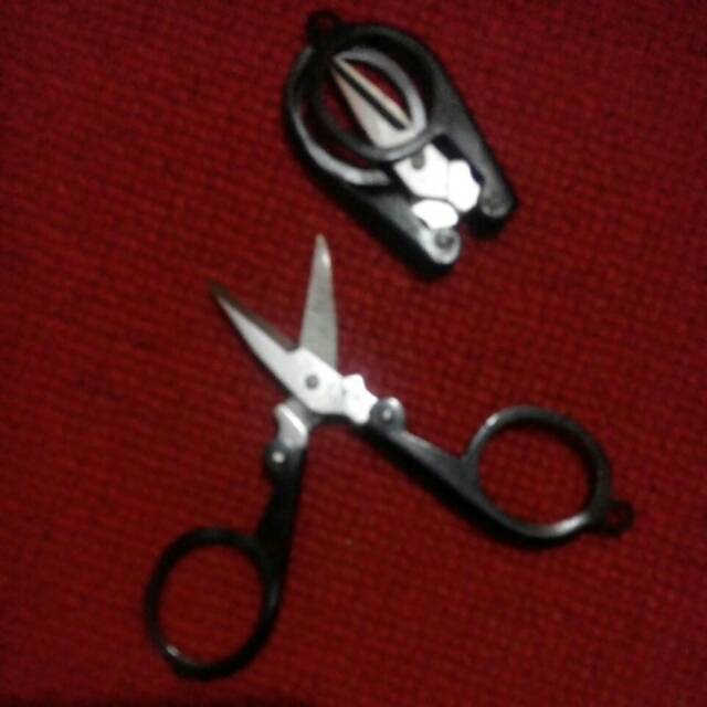 

Gunting ajaib