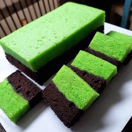 

Brownies Kukus Cokelat Pandan