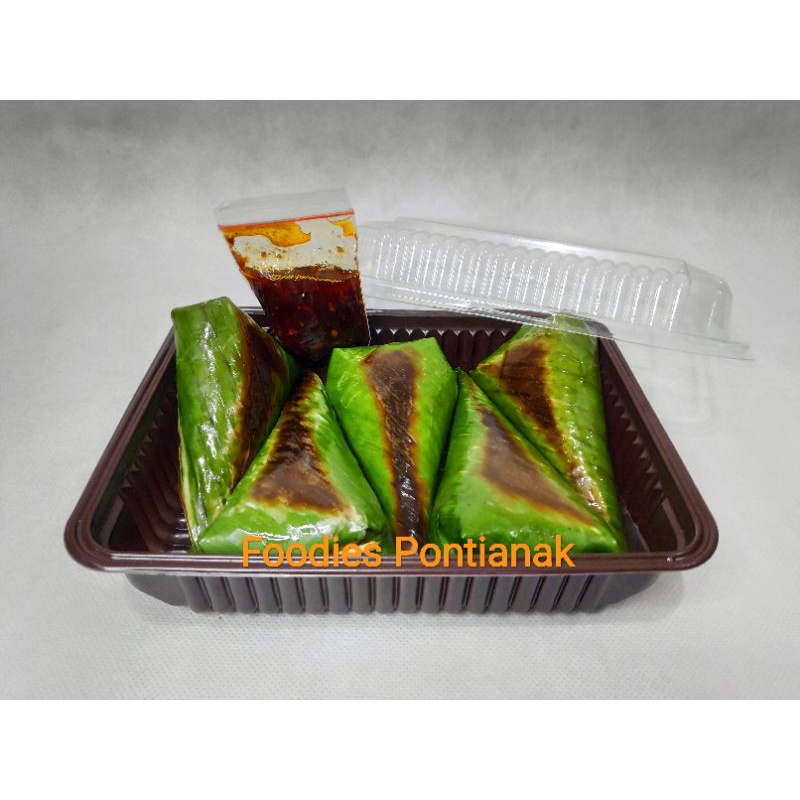 

Pengkang isi serundeng ebi per pack isi 5 pcs