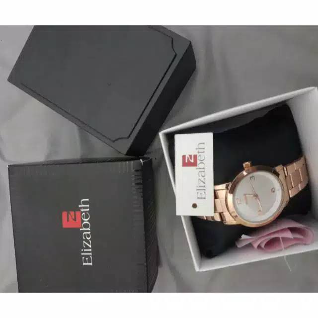 Jam Elizabeth wanita