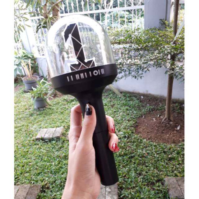 ORIGINAL / OFFICIAL Wanna one lightstick ls nablebong nable bong