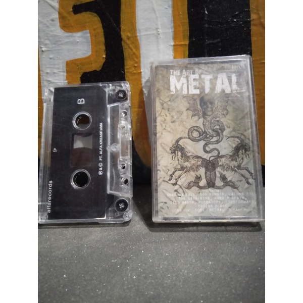 Kaset pita kompilasi metal