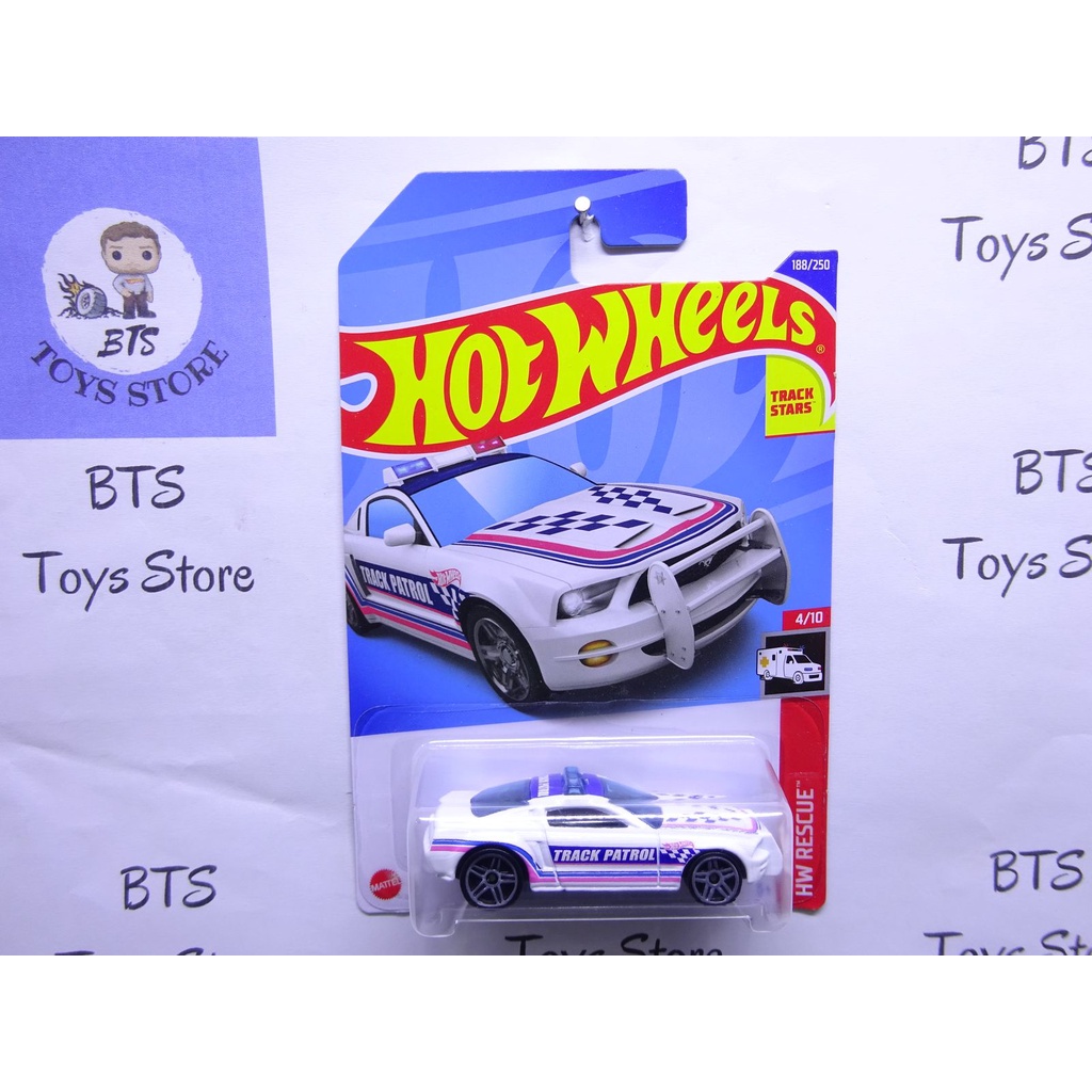 Hot Wheels Reguler Ford Mustang GT Concept Putih Tampo Track Patrol
