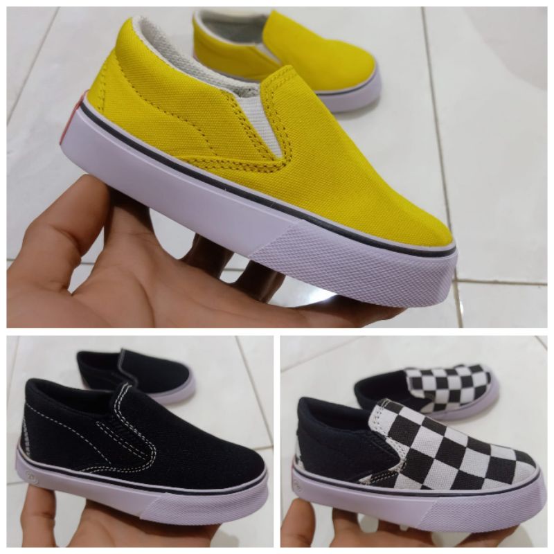 sepatu slip on anak