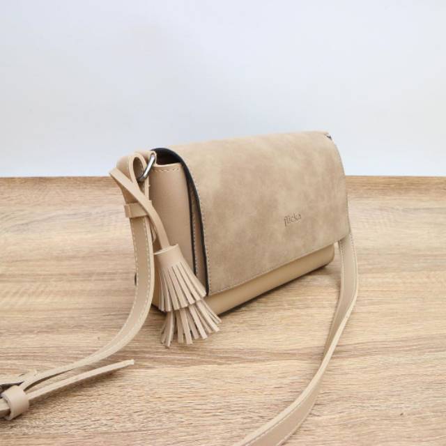 Slingbag Warna Cream #W282 Flicka bags