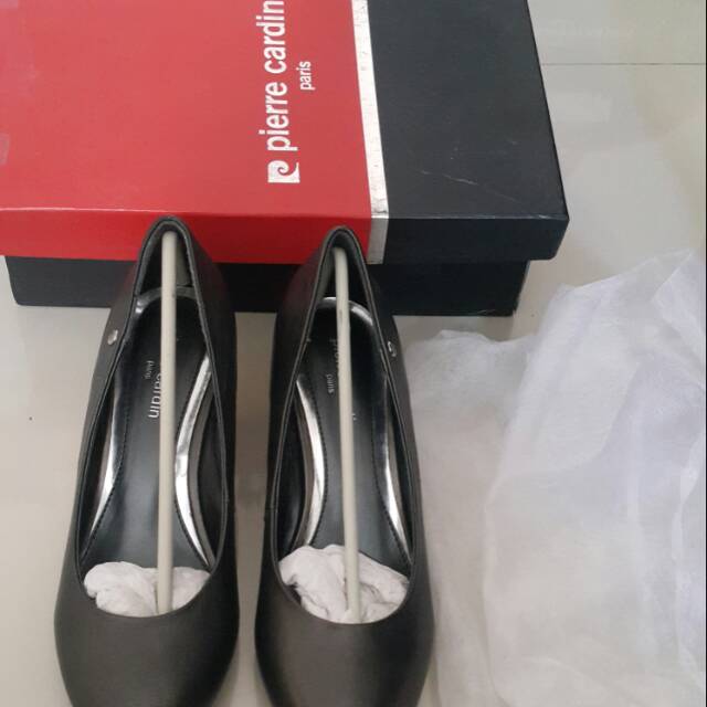 sepatu wedges pierre cardin warna coklat size 35