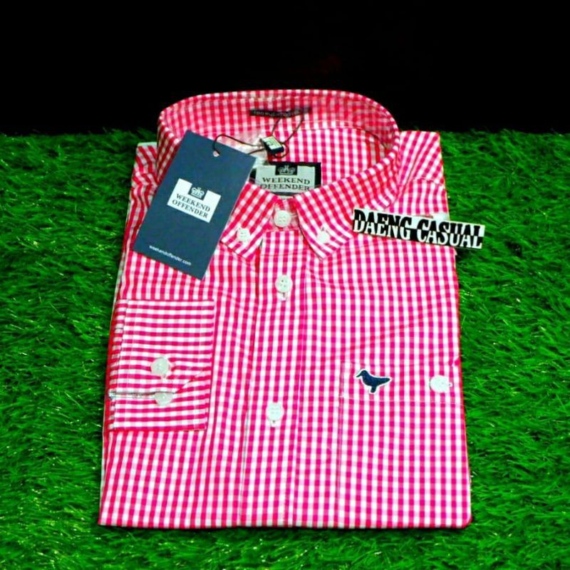 Kemeja Weekend Offender