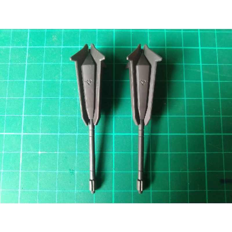 HG MOBILE SUIT OPTION SET 5 GUNDAM BANDAI Twin Mace Gada Barbatos