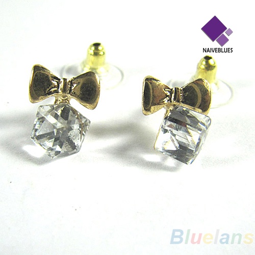 Anting Stud Desain Kubus Ikatan Simpul Berkilau Untuk Wanita