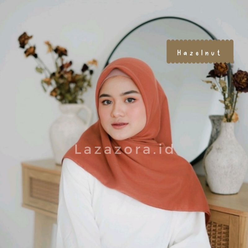 Hijab Segiempat Paris Premium Original Jahit Tepi 115×115 Cm Murah Anti Nerawang Tebal Anti Letoy Anti Mleyot-Hazelnut