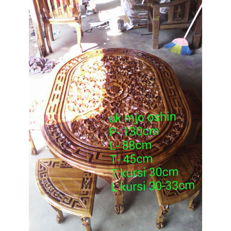 meja oshin ukir/meja makan lesehan ukir.