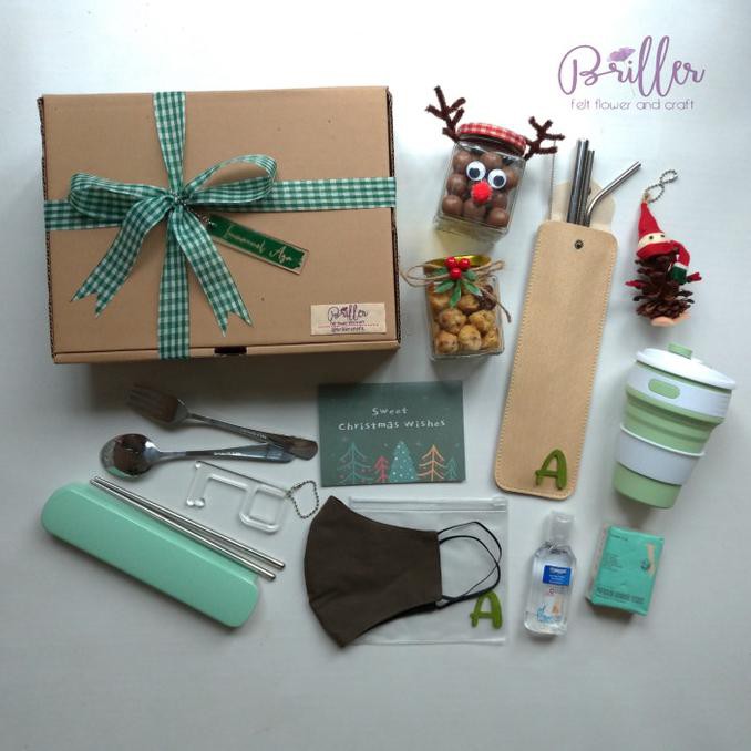

Hampers Natal/Christmas Gift/Kado Natal - New Normal Kit + Coklat