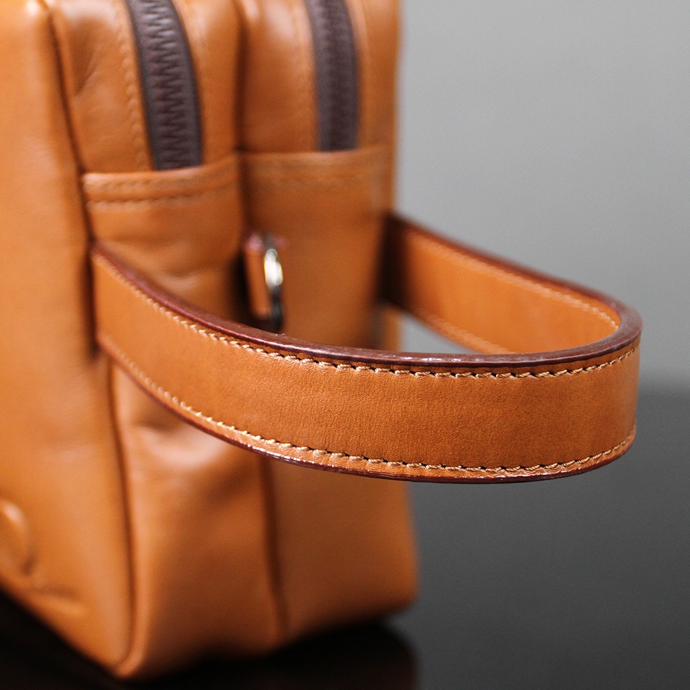 TAS POUCH KULIT ASLI MULTIFUNGSI PUNYA 3 FITUR PEMAKAIAN BERBEDA BAHAN KULIT SAPI ASLI 100% POUCH