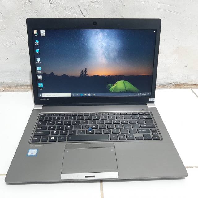 LAPTOP TOSHIBA  POTREGE Z30-C GEN 6TH / RAM 4GB / SSD 256GB