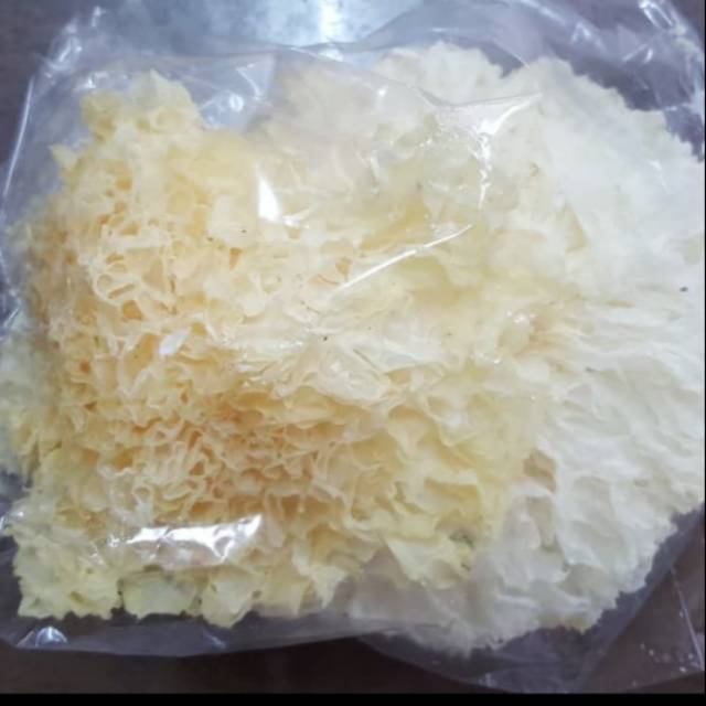 

Jamur es/jamur putih (bai mu er)