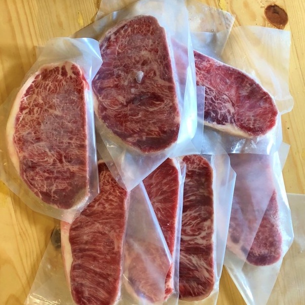 

Daging Sapi Wagyu Striploin Primary Meltique Beef Steak 100gr