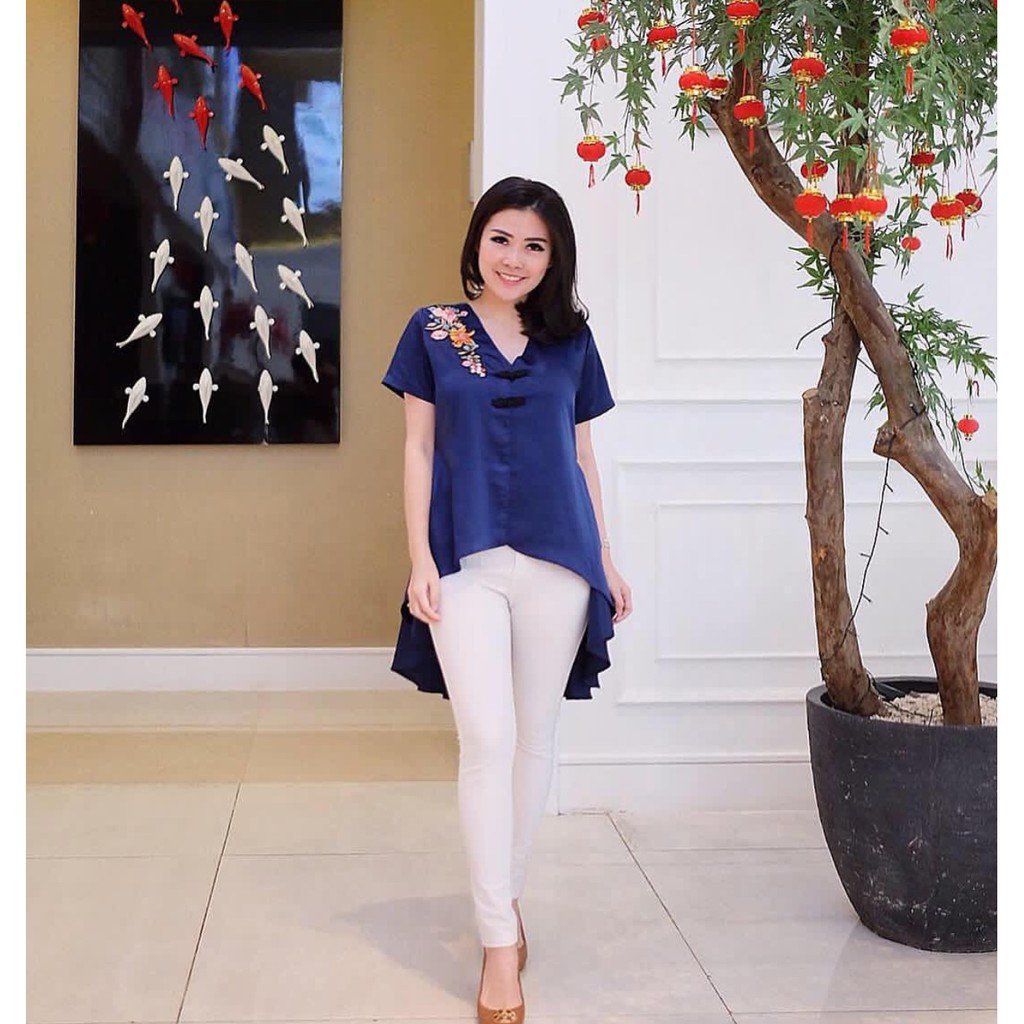 THEA TOP