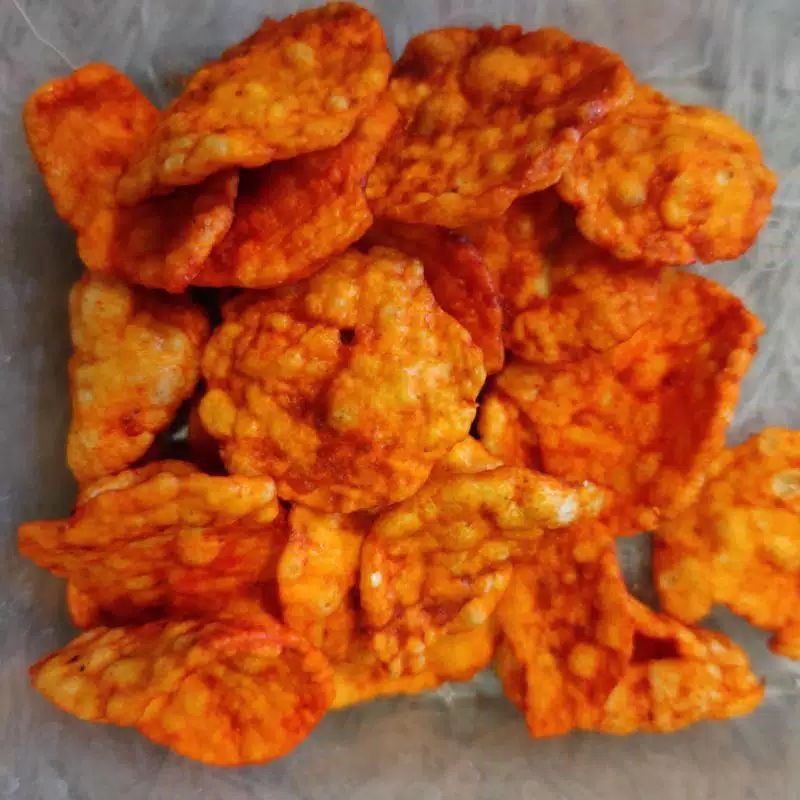 

keripik kentang rasa udang manis pedas kemasan 250 gram bentuk koin mini