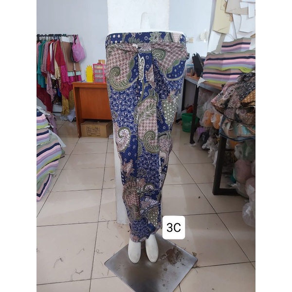 (2/3) Rok batik FOIL EMAS pinggang karet. Langsung pakai. Termurah produksi sendiri. KeroncongBusana-3C