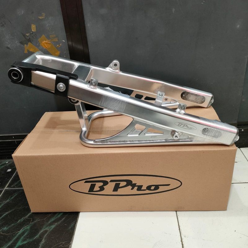 swing arm lengan ayun bpro ninja R atau SS mounting bawah