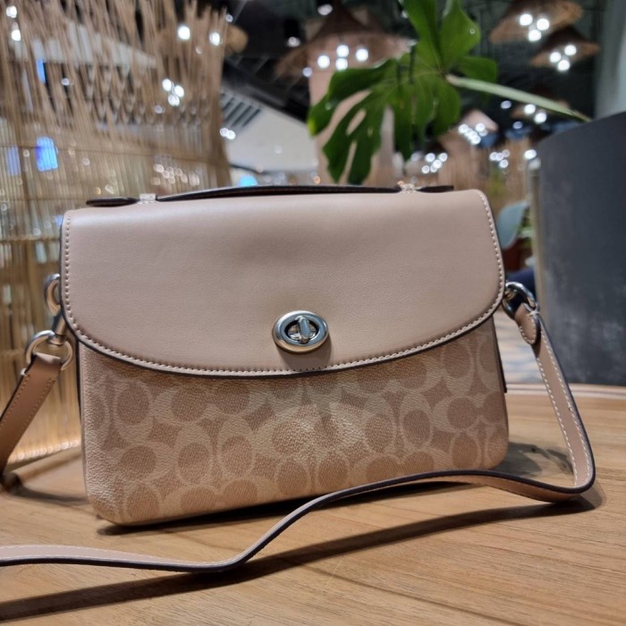 COACH 68349 CASSIE CROSSBODY IN SIGNATURE CANVAS