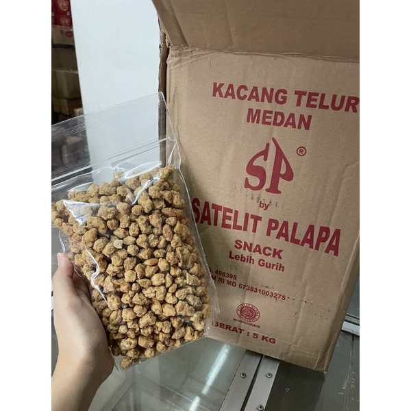 Kacang Telur Medan merk Satelit Palapa 1/2KG