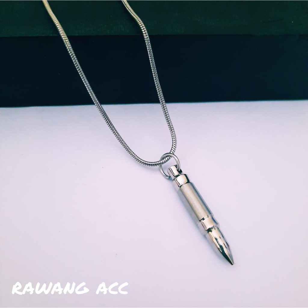 KALUNG TITANIUM SILVER BULAT LIONTIN PLURU