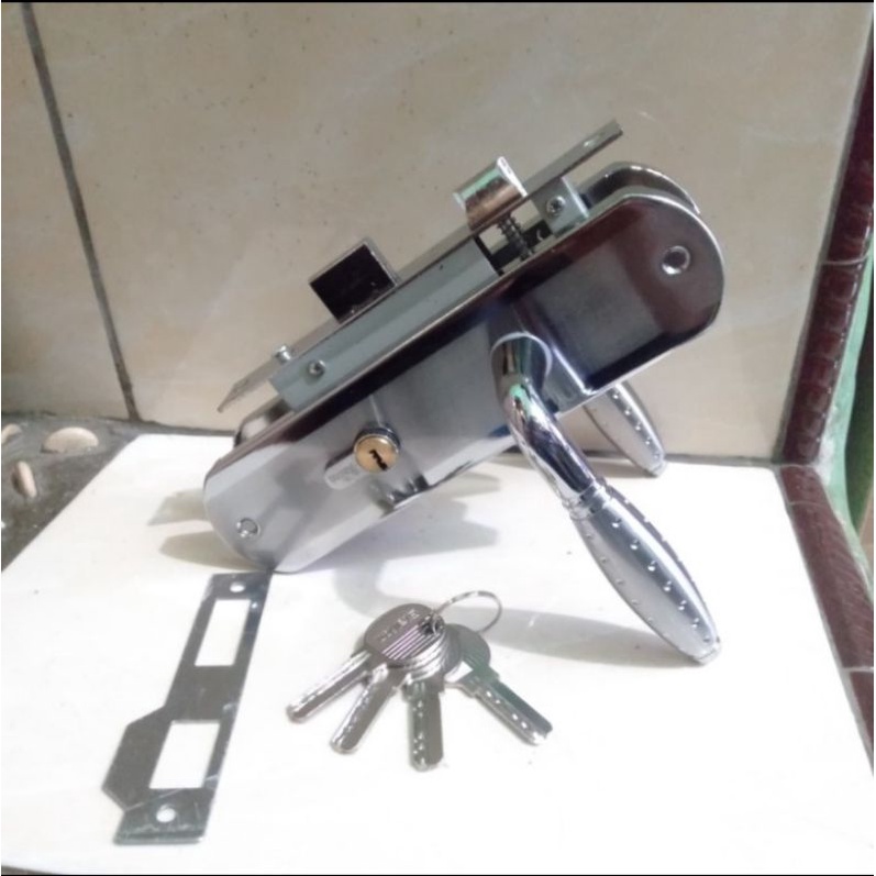 Handle Pintu / Kunci Pintu set / Kunci Kamar / kunci set sedang 20cm