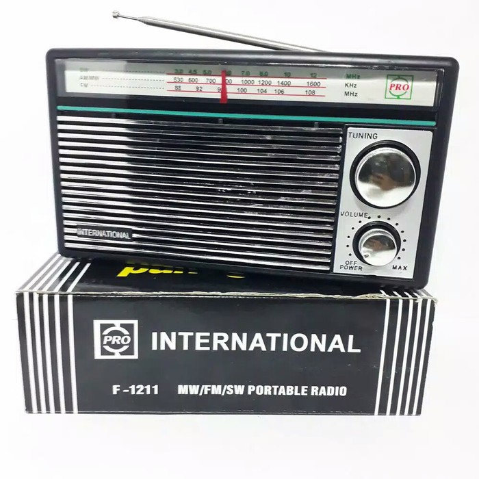 RADIO INTERNATIONAL F-1211 AM/FM/SW MODEL JADUL ANTIK RADIO RODJA