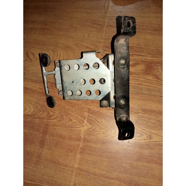 DUDUKAN TAMENG SKYDRIVE