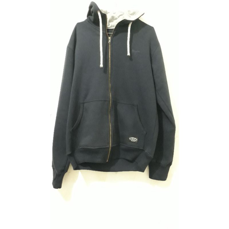 jaket hodie merk magma apparel size L