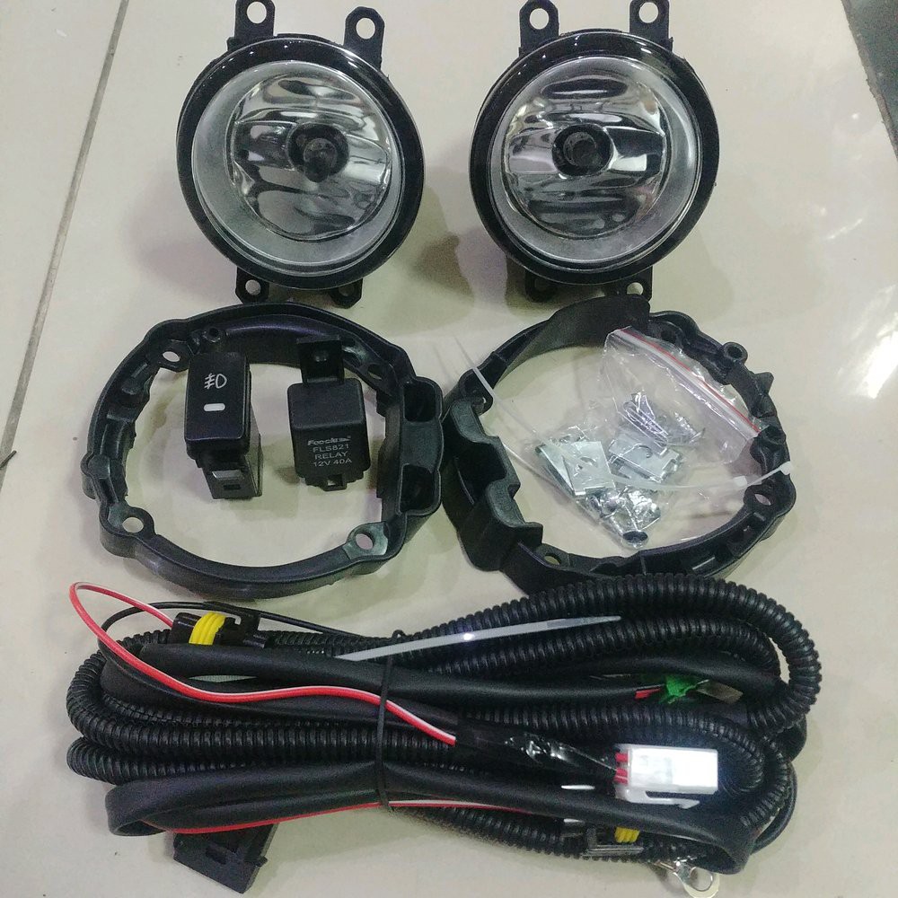 foglamp lampu kabut sorot bumper bemper depan mobil toyota avanza / daihatsu xenia lama 2008-2011