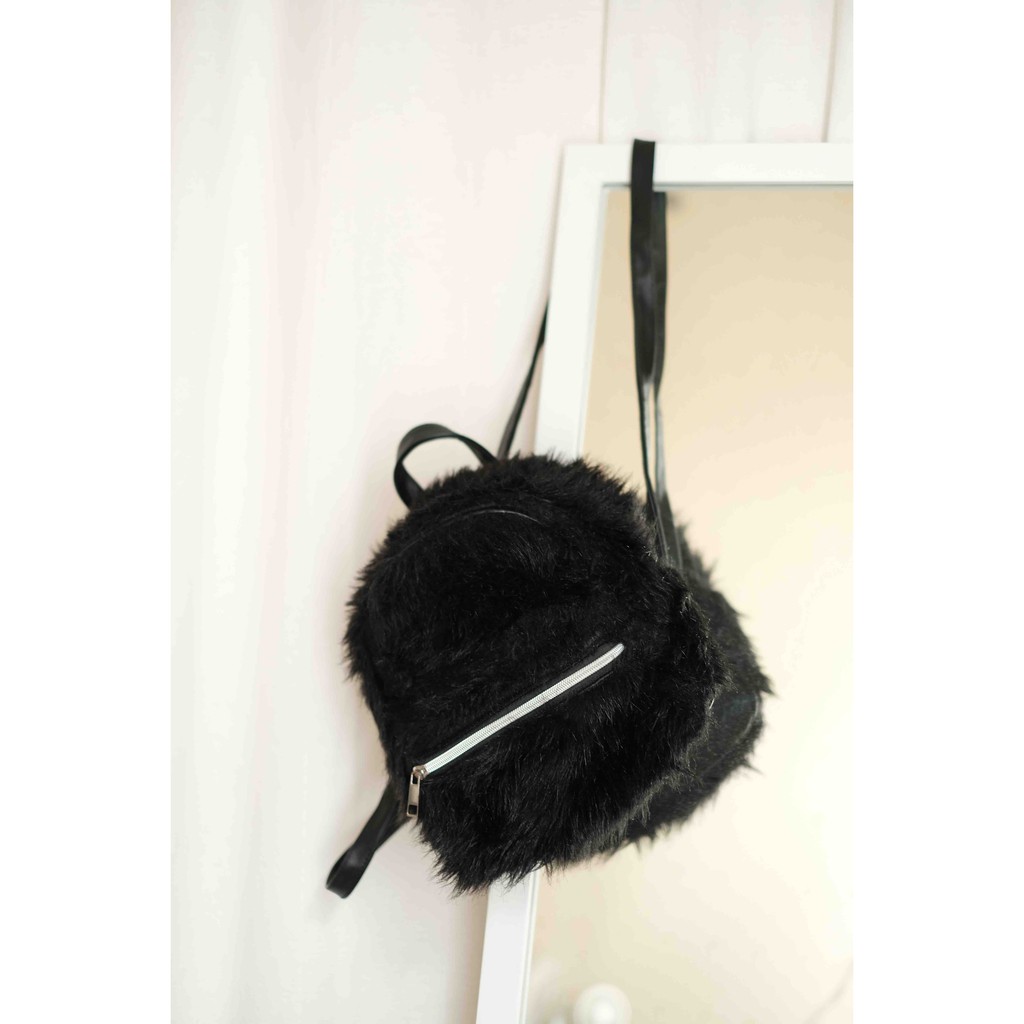 Stradivarius Tas Ransel Hitam