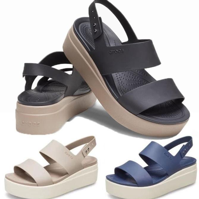 Crocs Brooklyn Low Wedge / Sepatu Wanita / Crocs Wanita / Crocs Wedges PROMO