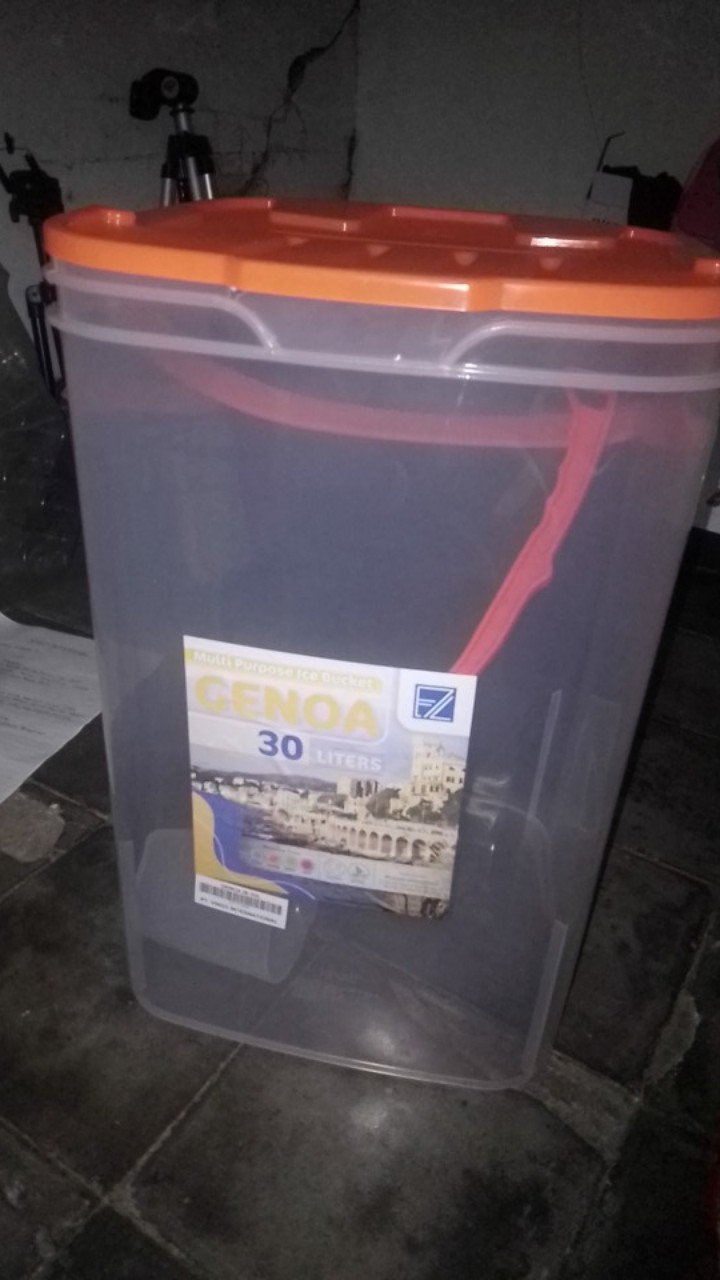 Toples Gayung Genoa 30 Liter / Toples Es Buah Aquarium Es Kelapa