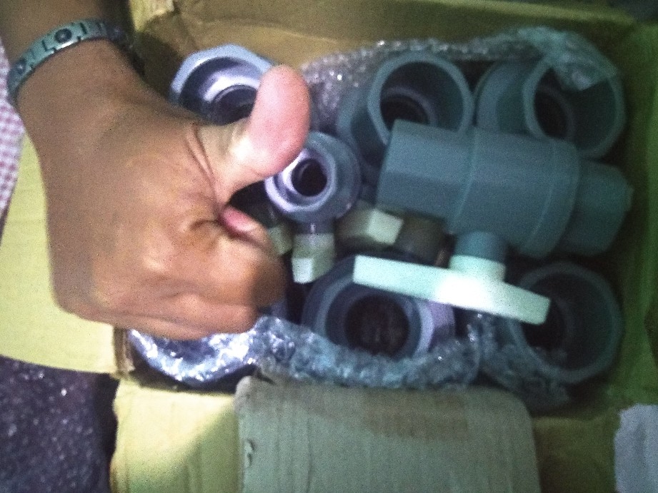 Pvc Ball Valve 1-1/2 Inch Kdj Taiwan Stop Kran Keran Inchi Awet Dim