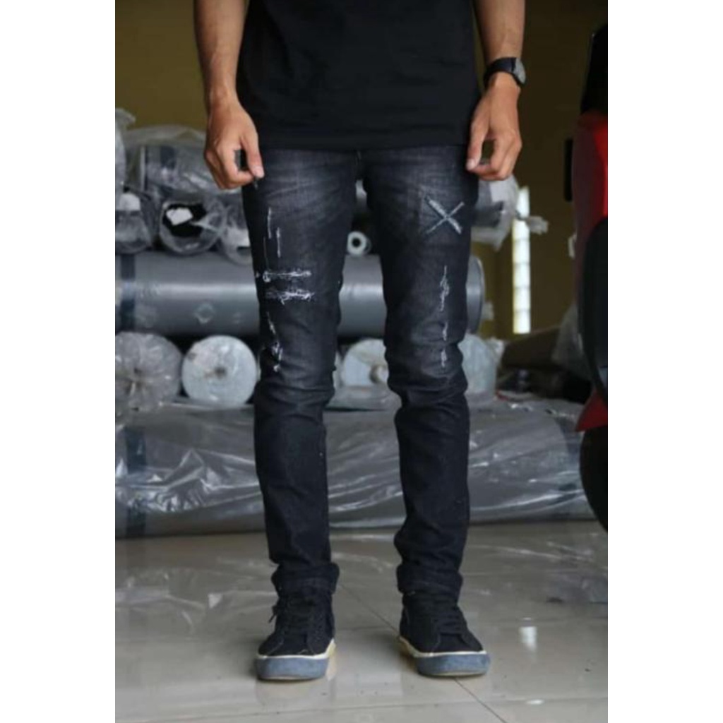 Celana Jeans Panjang Pria Sobek Ripped Fashion Distro Celana Panjang Jeans Pria Model Fashion Korea Jeans panjang Pria Sobek Lutut