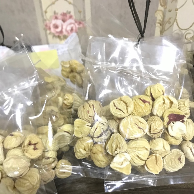 

Lakci, dry chestnut, kacang berangan