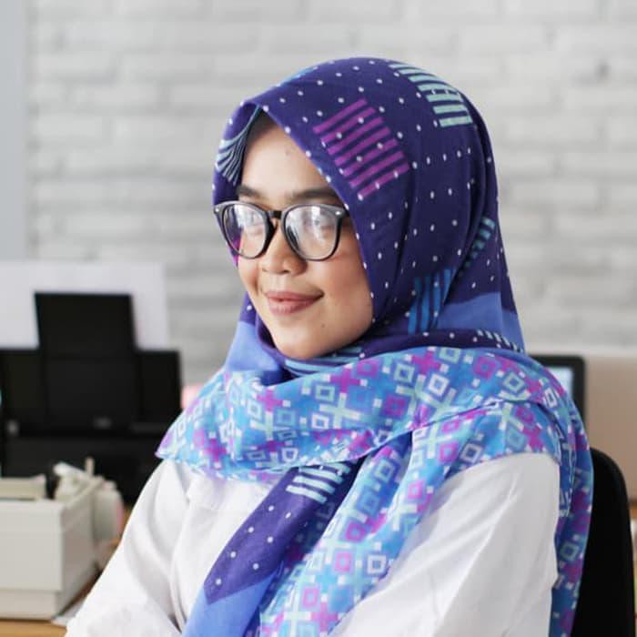 Hijab Segiempat Katun Voal Motif - TULIP - Abu-abu