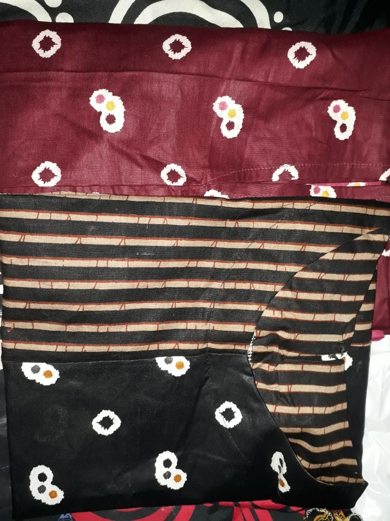 Blus Seling Mona Atasan Batik Wanita Modern Kerja