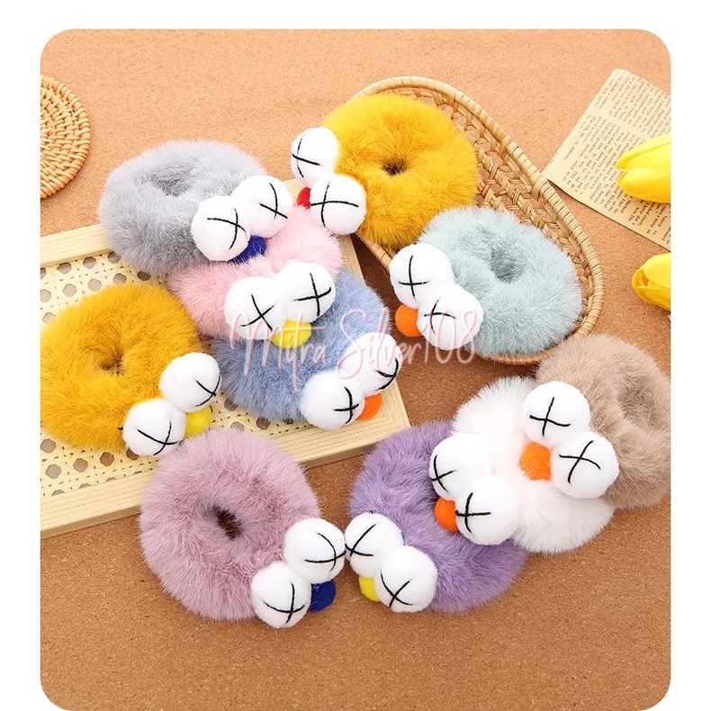 [MS108] KCR 05 Kunciran Bulu PomPom / IKAT RAMBUT KOREA ANAK KECIL/Dewasa SCRUNCHIE