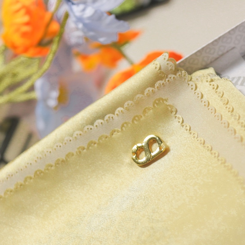 Buttonscarves the tapis satin square - Butternut
