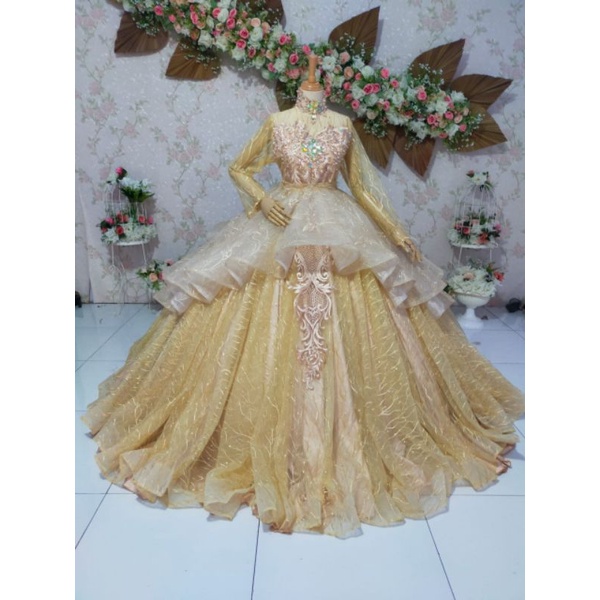 gaun pengantin peplum kupu2 besar