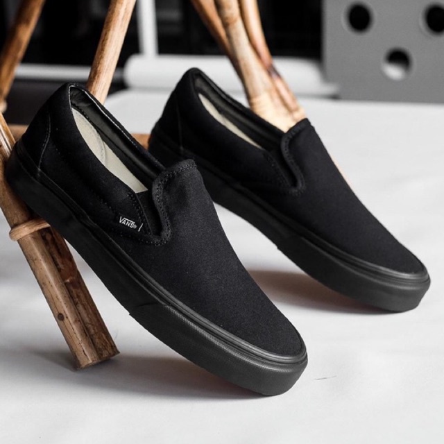 SLIP-ON BLACK BLACK CLASSIC ORIGINAL 100%