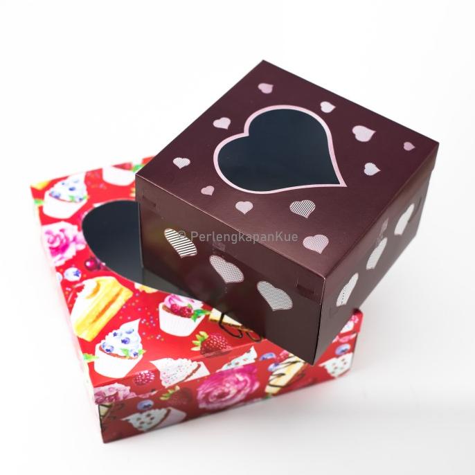 

[COD] Dus Kue/Box Kue/Kotak Kue Ulang Tahun Tutup Kaca Hati ukuran 26x26x12 [COD]