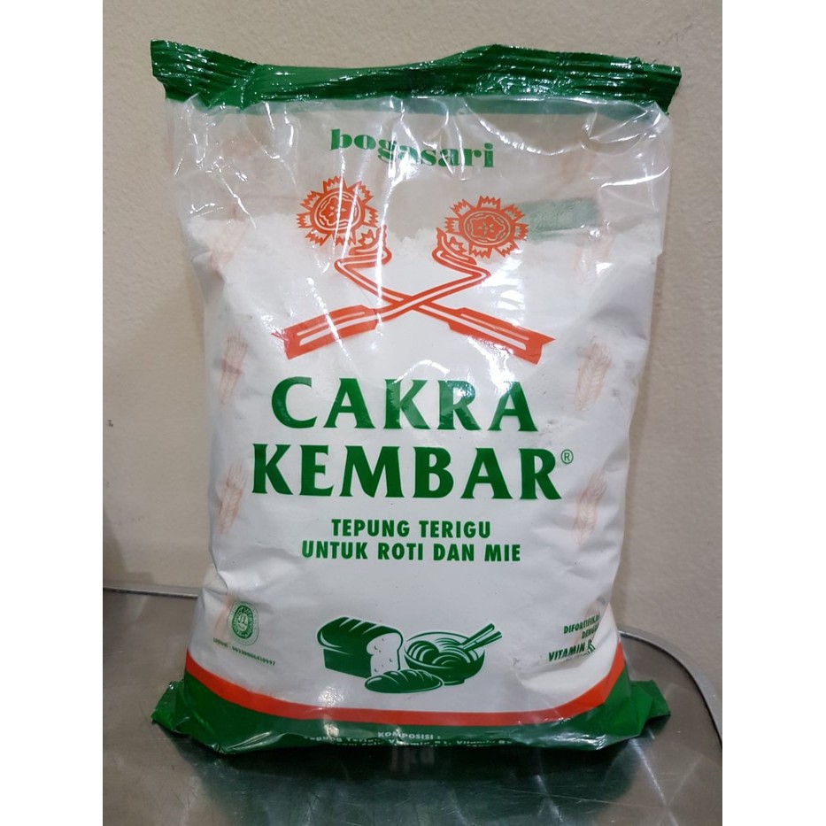 Tepung Cakra Kembar EKONOMIS 1 KG / Tepung Terigu Protein Tinggi